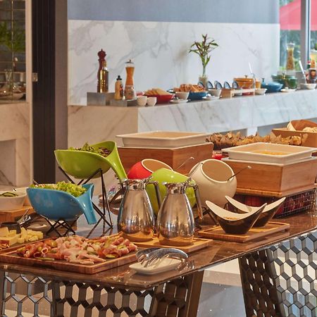 Novotel Suites Manila At Acqua Mandaluyong 외부 사진