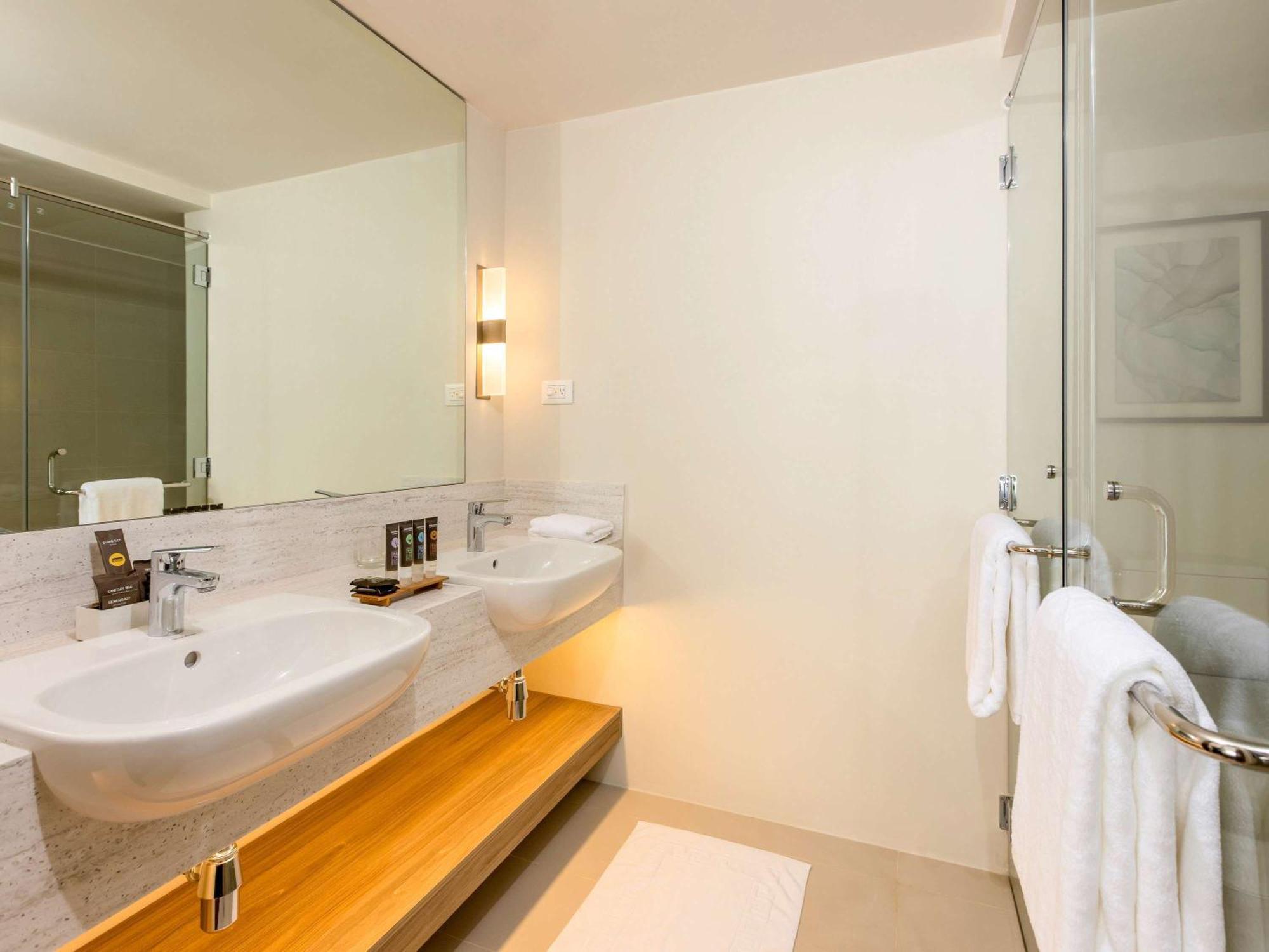 Novotel Suites Manila At Acqua Mandaluyong 외부 사진