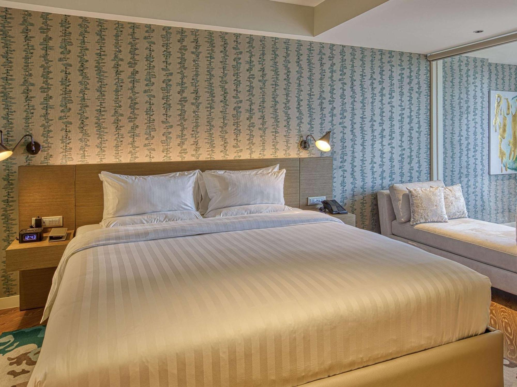 Novotel Suites Manila At Acqua Mandaluyong 외부 사진