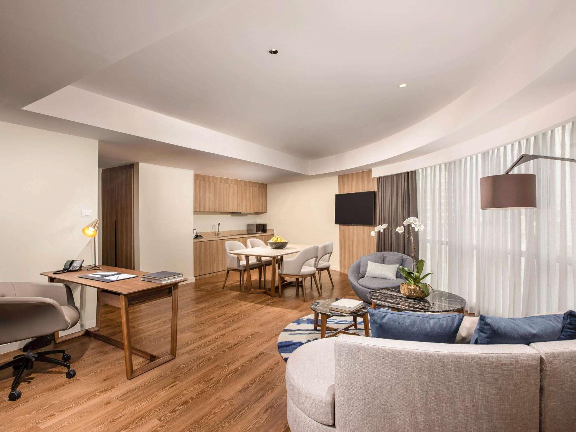 Novotel Suites Manila At Acqua Mandaluyong 외부 사진