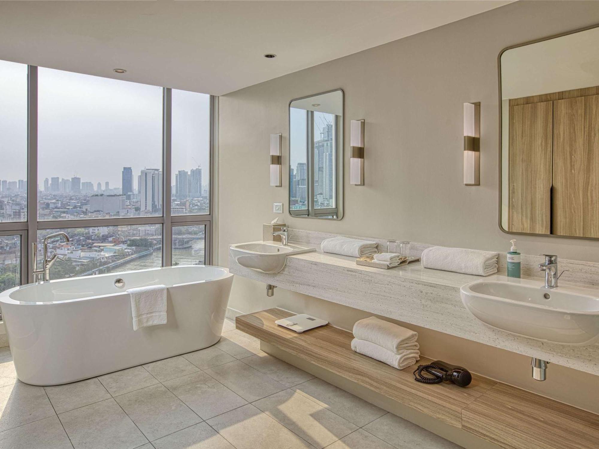Novotel Suites Manila At Acqua Mandaluyong 외부 사진